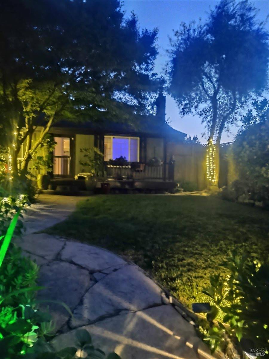 1649 Javore Drive, Santa Rosa, CA 95407