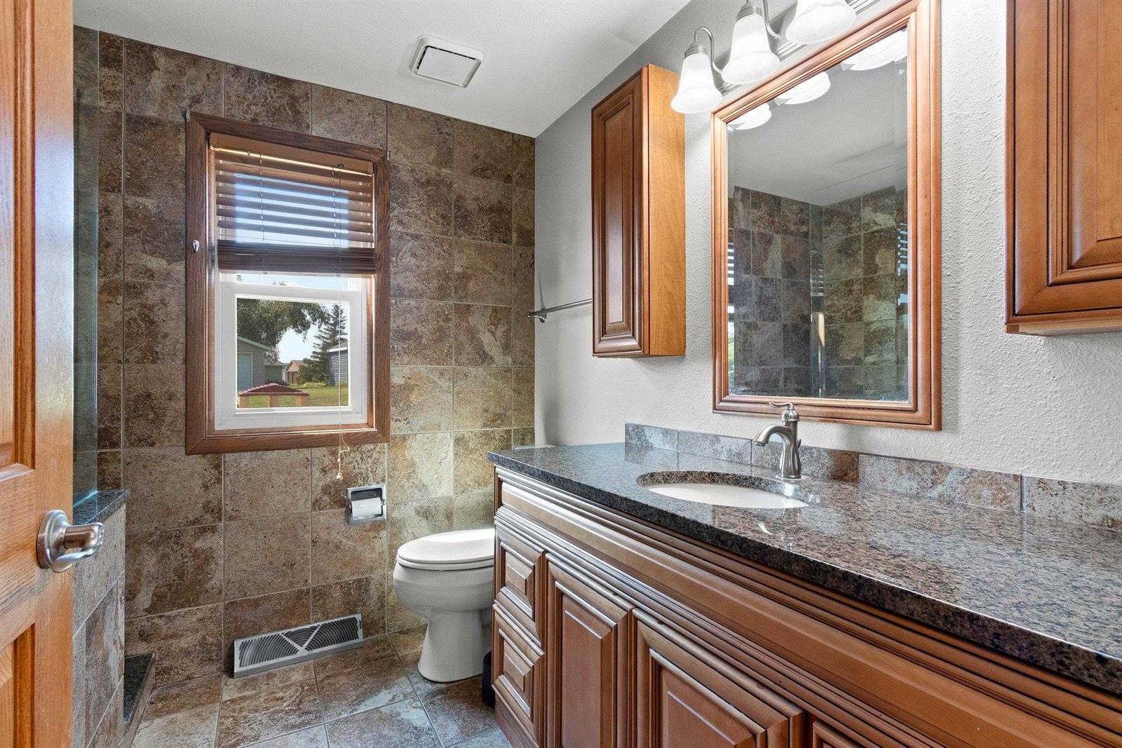 2161 Spring Creek Circle, Green Bay, WI 54311