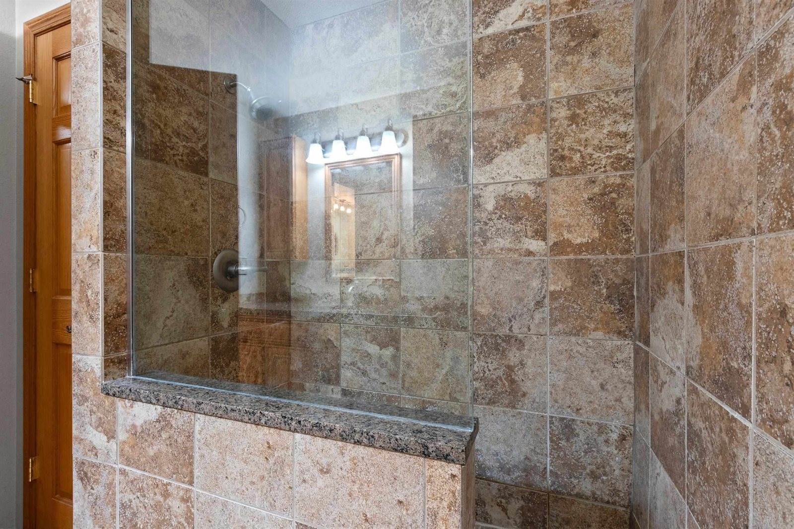 2161 Spring Creek Circle, Green Bay, WI 54311