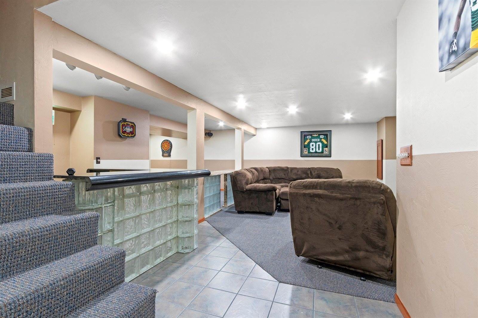 2161 Spring Creek Circle, Green Bay, WI 54311