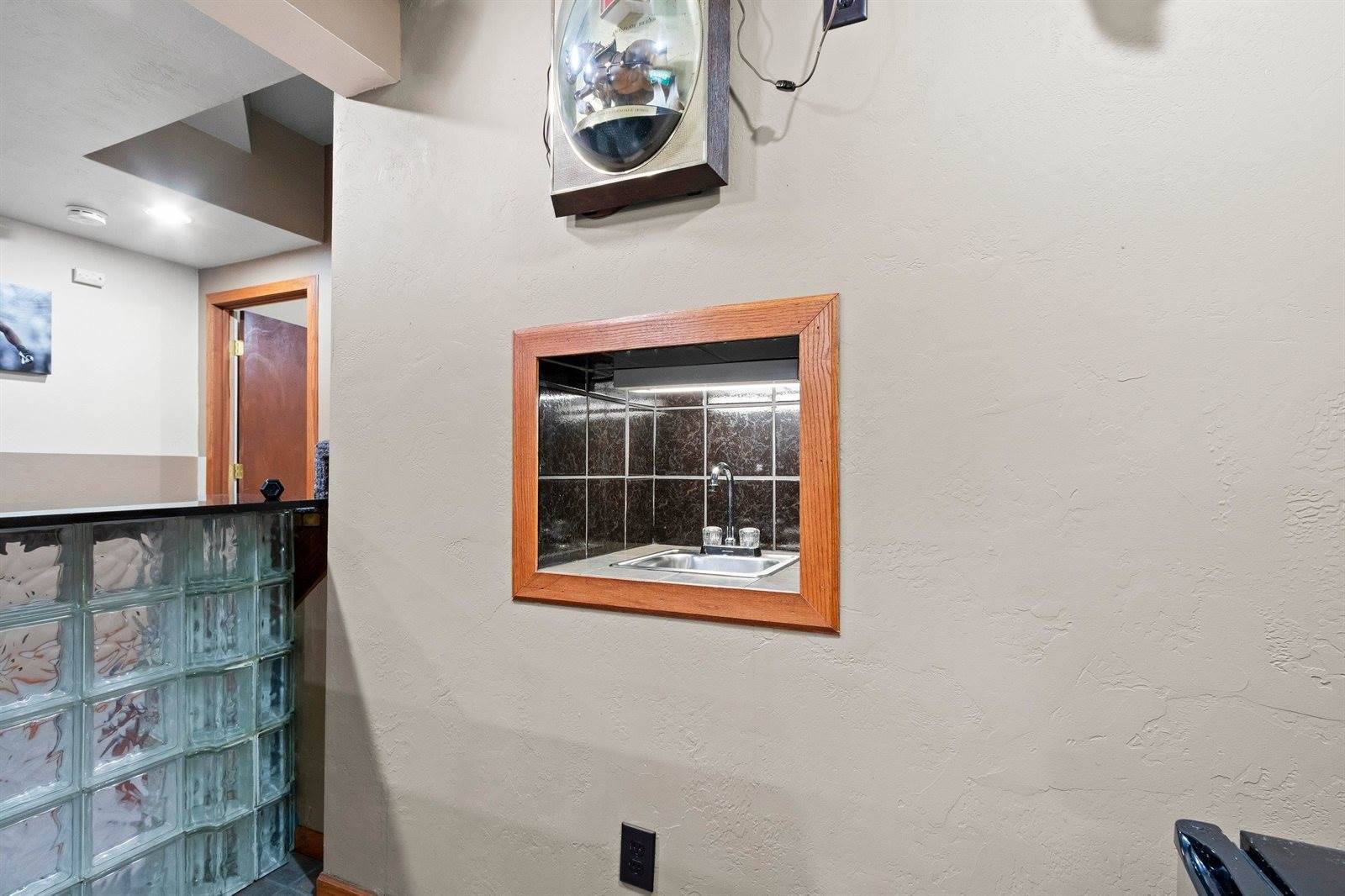 2161 Spring Creek Circle, Green Bay, WI 54311