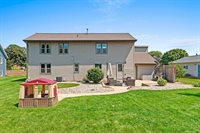 2161 Spring Creek Circle, Green Bay, WI 54311