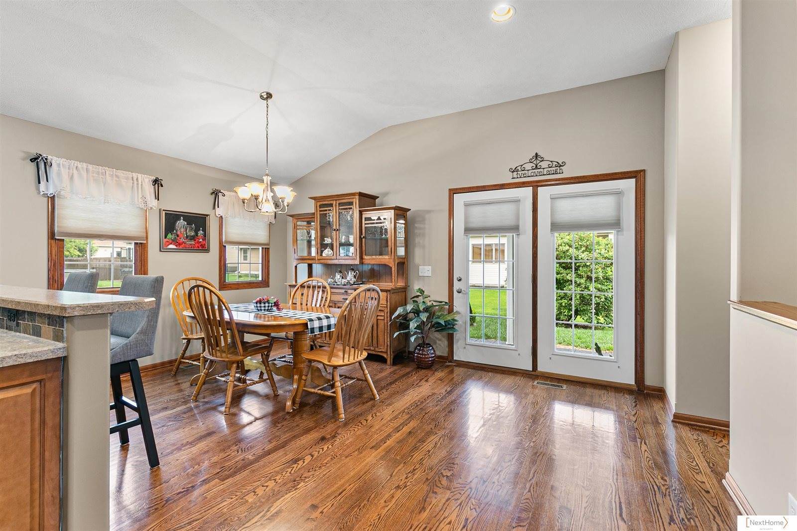 15121 Folkestone Street, Waverly, NE 68462