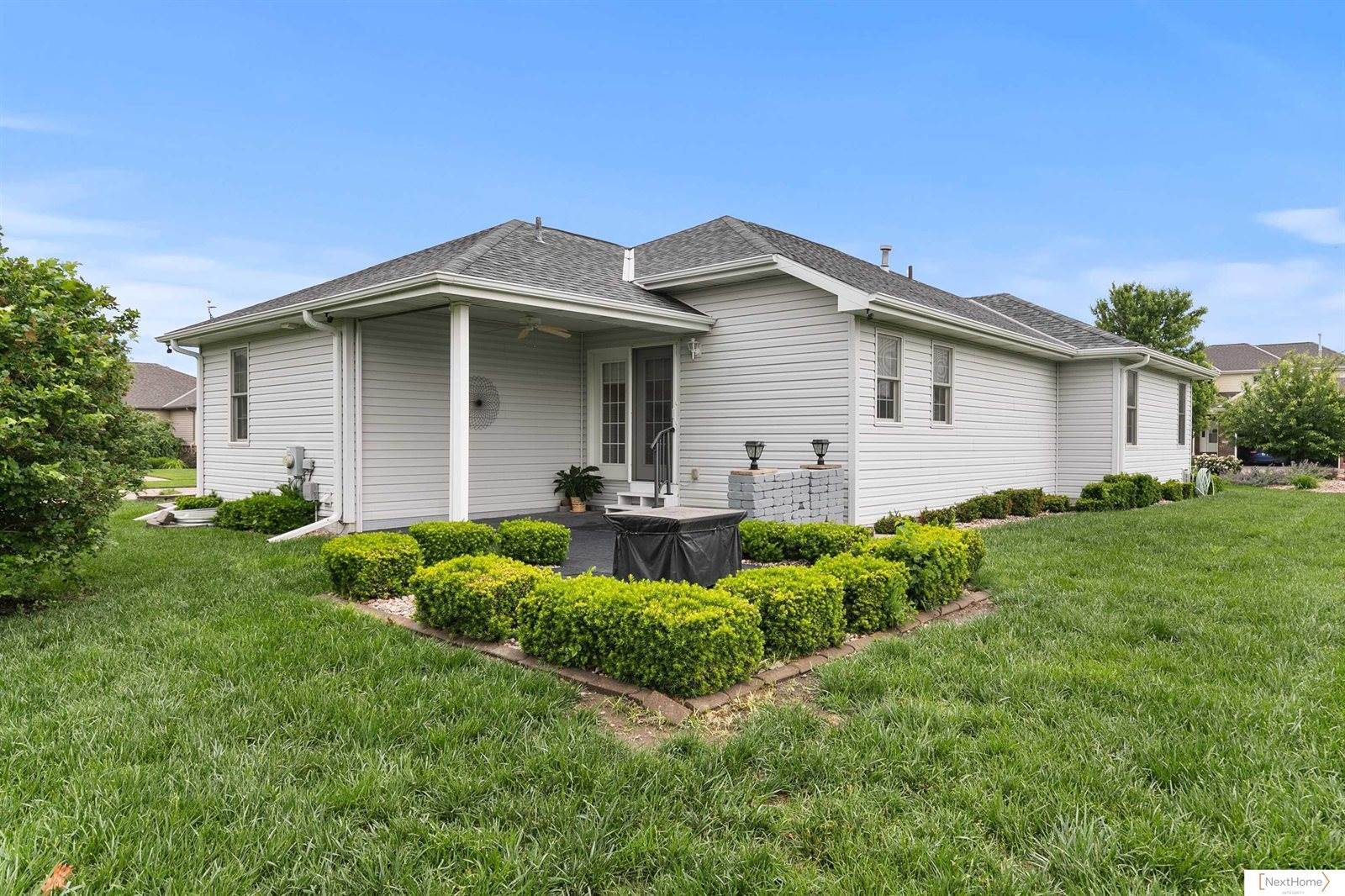 15121 Folkestone Street, Waverly, NE 68462