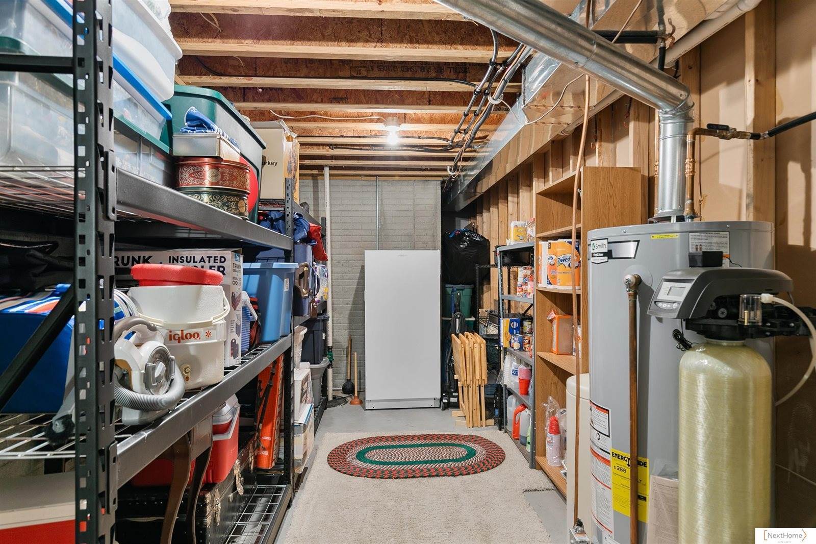 15121 Folkestone Street, Waverly, NE 68462