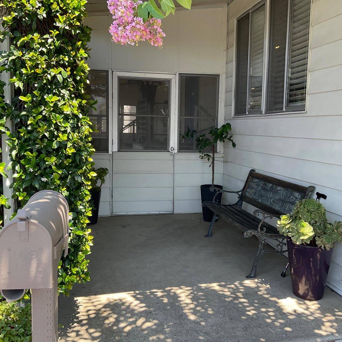 245 Rocky Hills Lane, Rancho Cordova, CA 95670