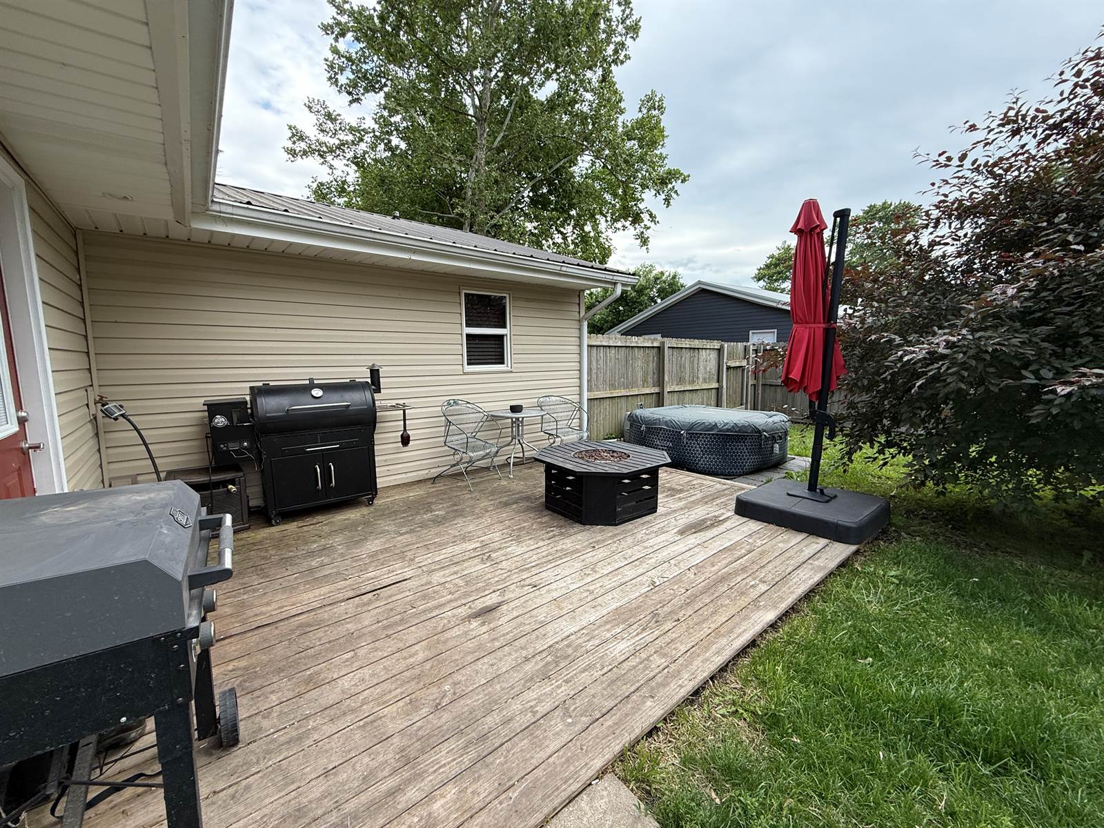 208 East Huffman St, Meriden, KS 66512