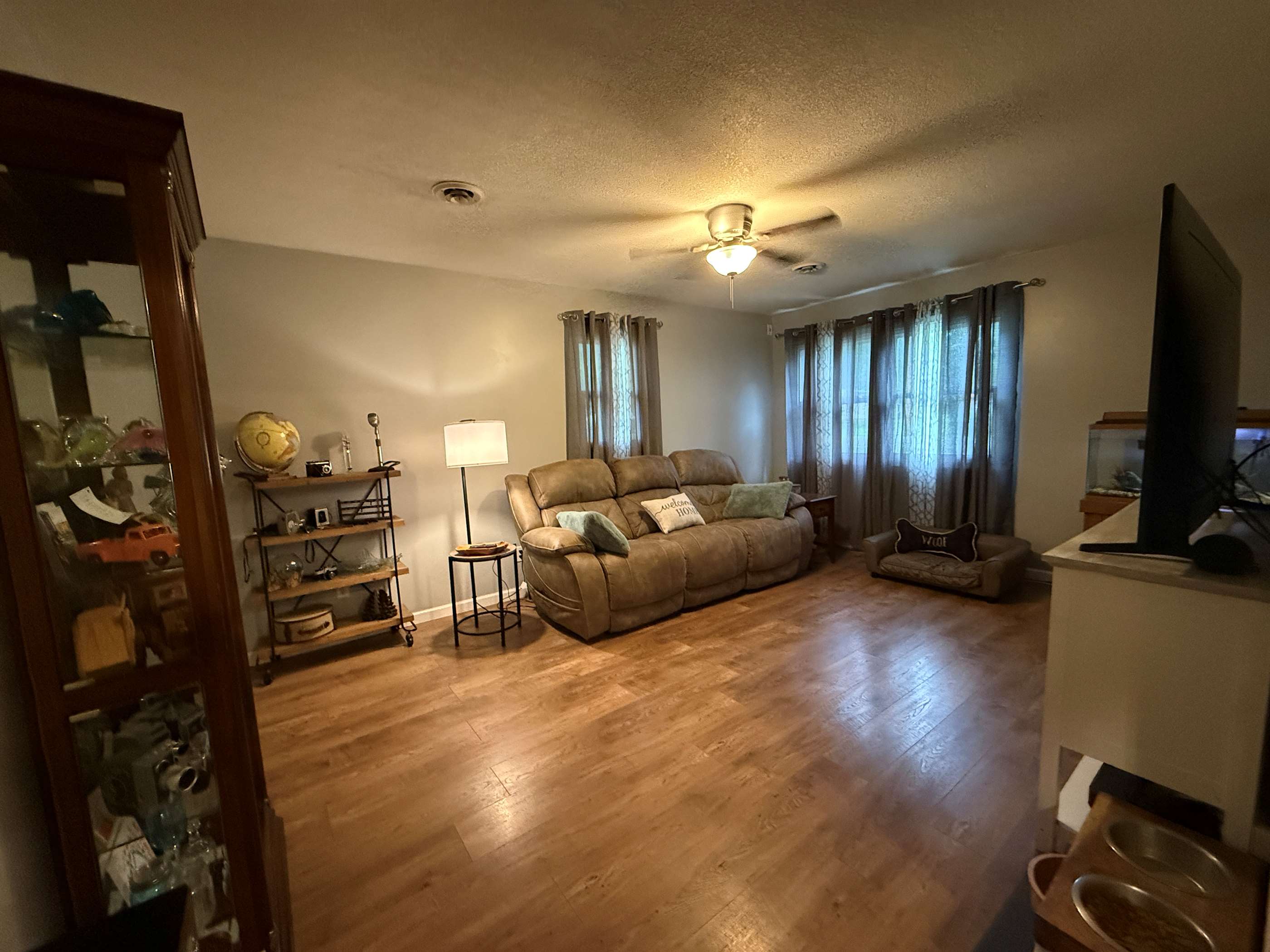 208 East Huffman St, Meriden, KS 66512