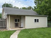 208 East Huffman St, Meriden, KS 66512