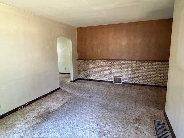 3022 SE Colorado AVE, Topeka, KS 66605