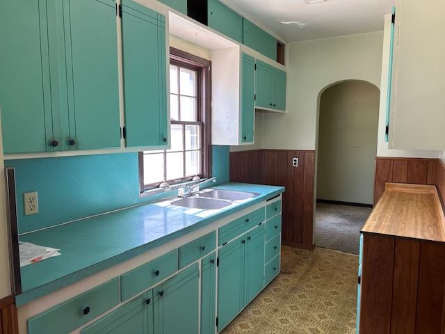 3022 SE Colorado AVE, Topeka, KS 66605