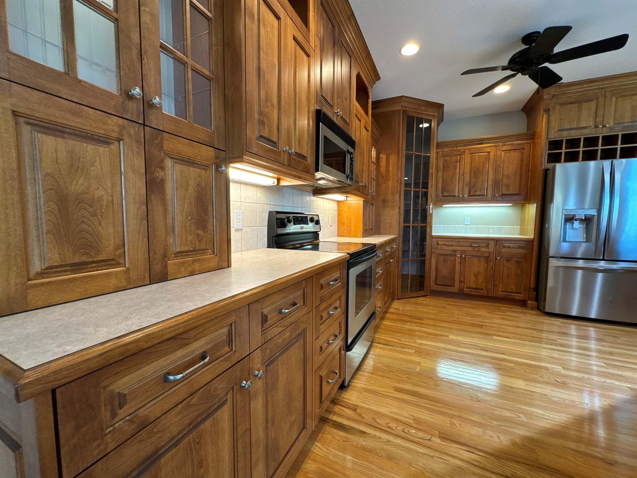 7518 SW Ambassador Pl, Topeka, KS 66610