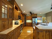 7518 SW Ambassador Pl, Topeka, KS 66610