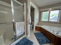 7518 SW Ambassador Pl, Topeka, KS 66610