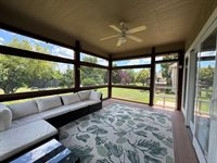 7518 SW Ambassador Pl, Topeka, KS 66610