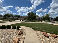 7518 SW Ambassador Pl, Topeka, KS 66610