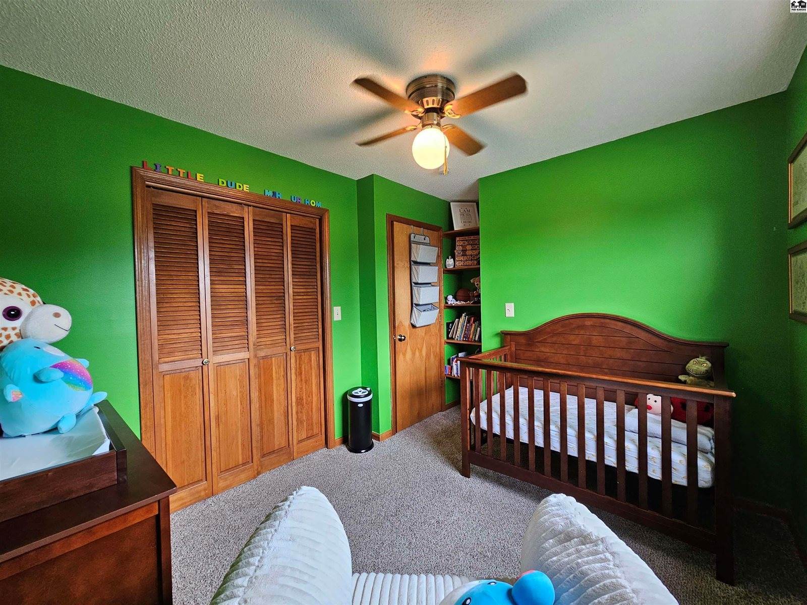 217 West Normal Dr, Lindsborg, KS 67456