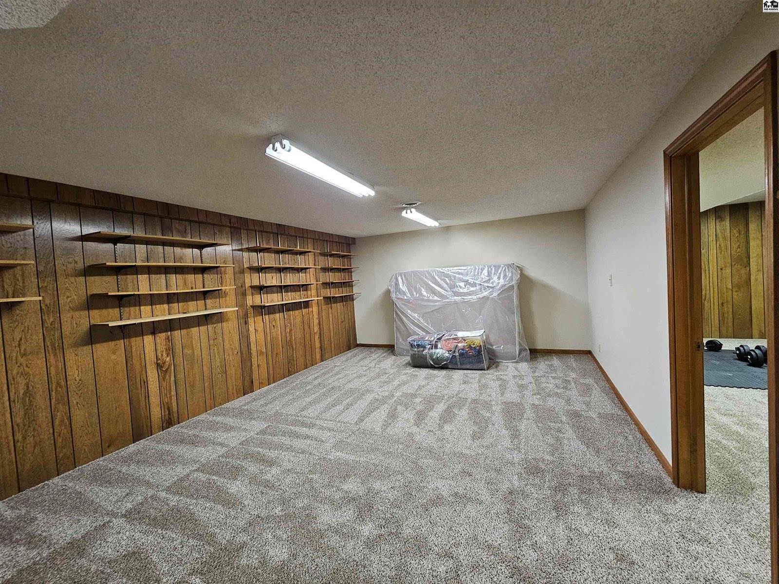 217 West Normal Dr, Lindsborg, KS 67456