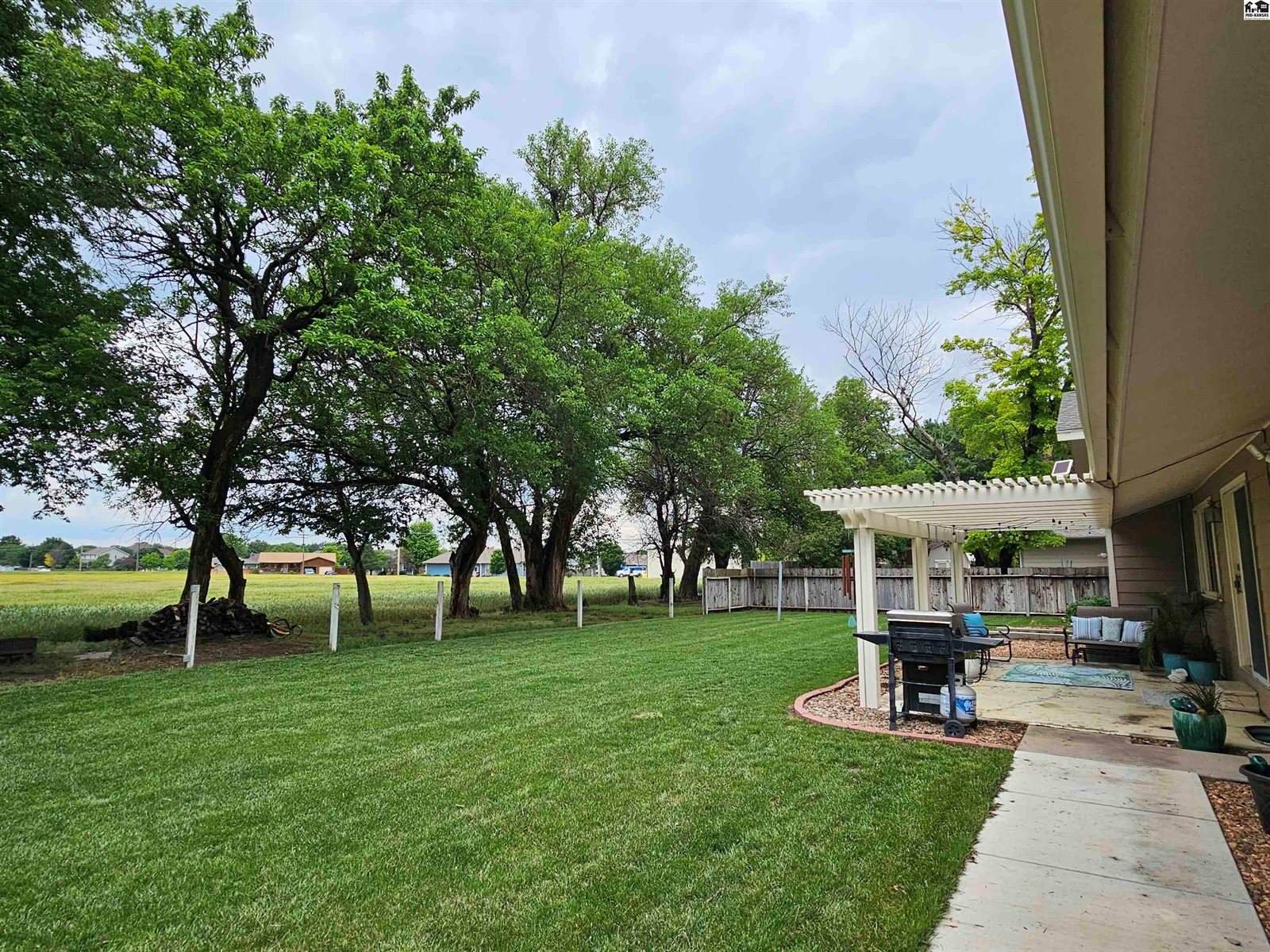 217 West Normal Dr, Lindsborg, KS 67456