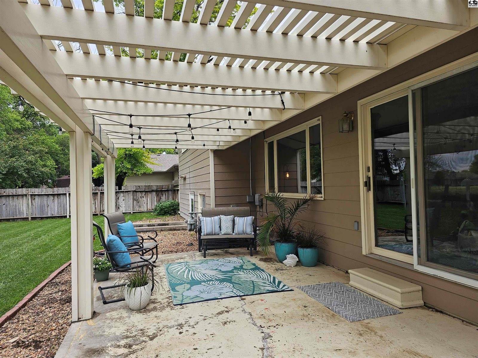 217 West Normal Dr, Lindsborg, KS 67456