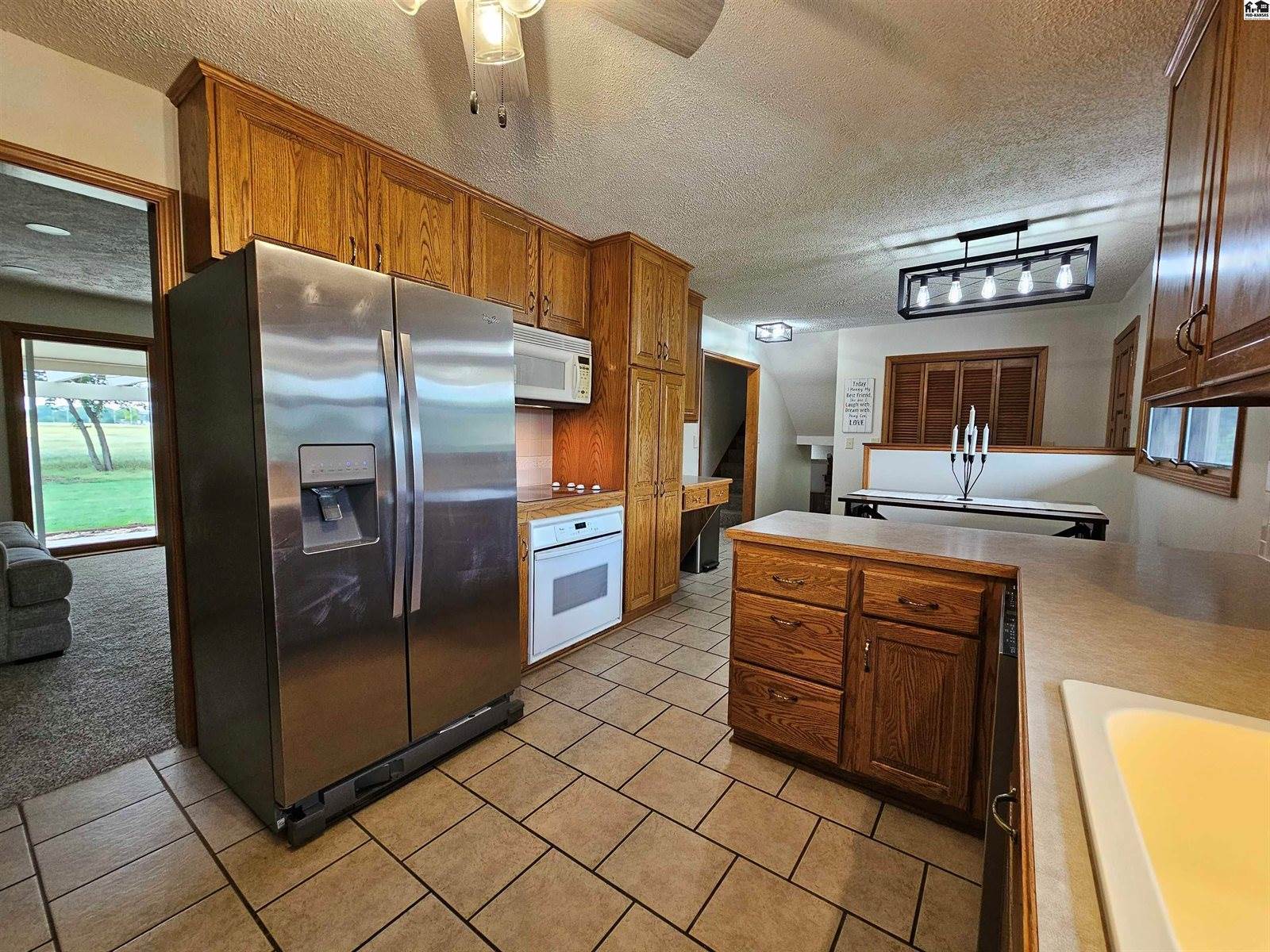 217 West Normal Dr, Lindsborg, KS 67456