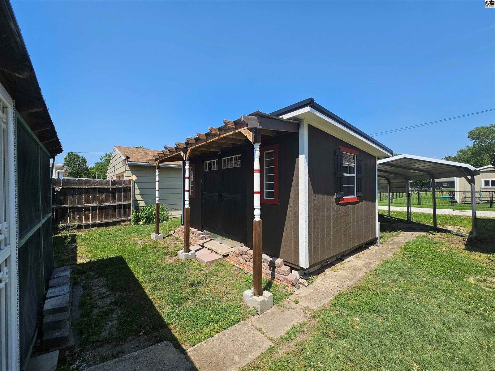 112 North Swedonia St, Marquette, KS 67464