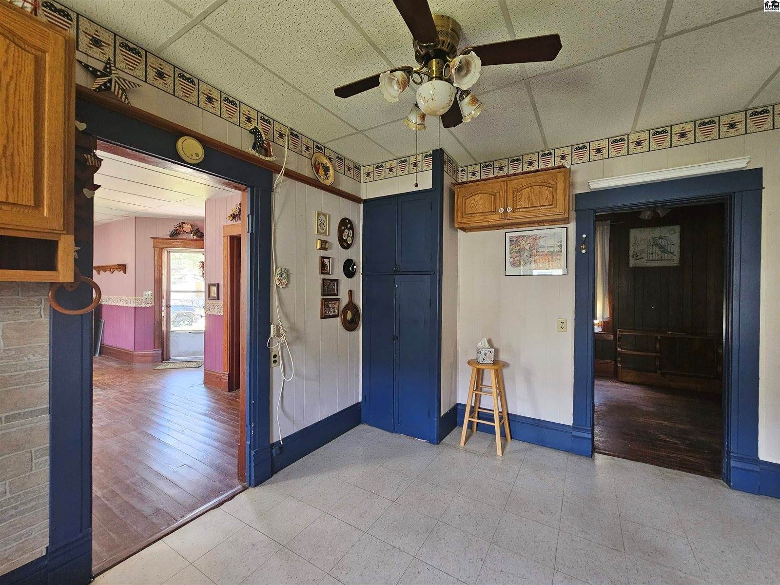 112 North Swedonia St, Marquette, KS 67464