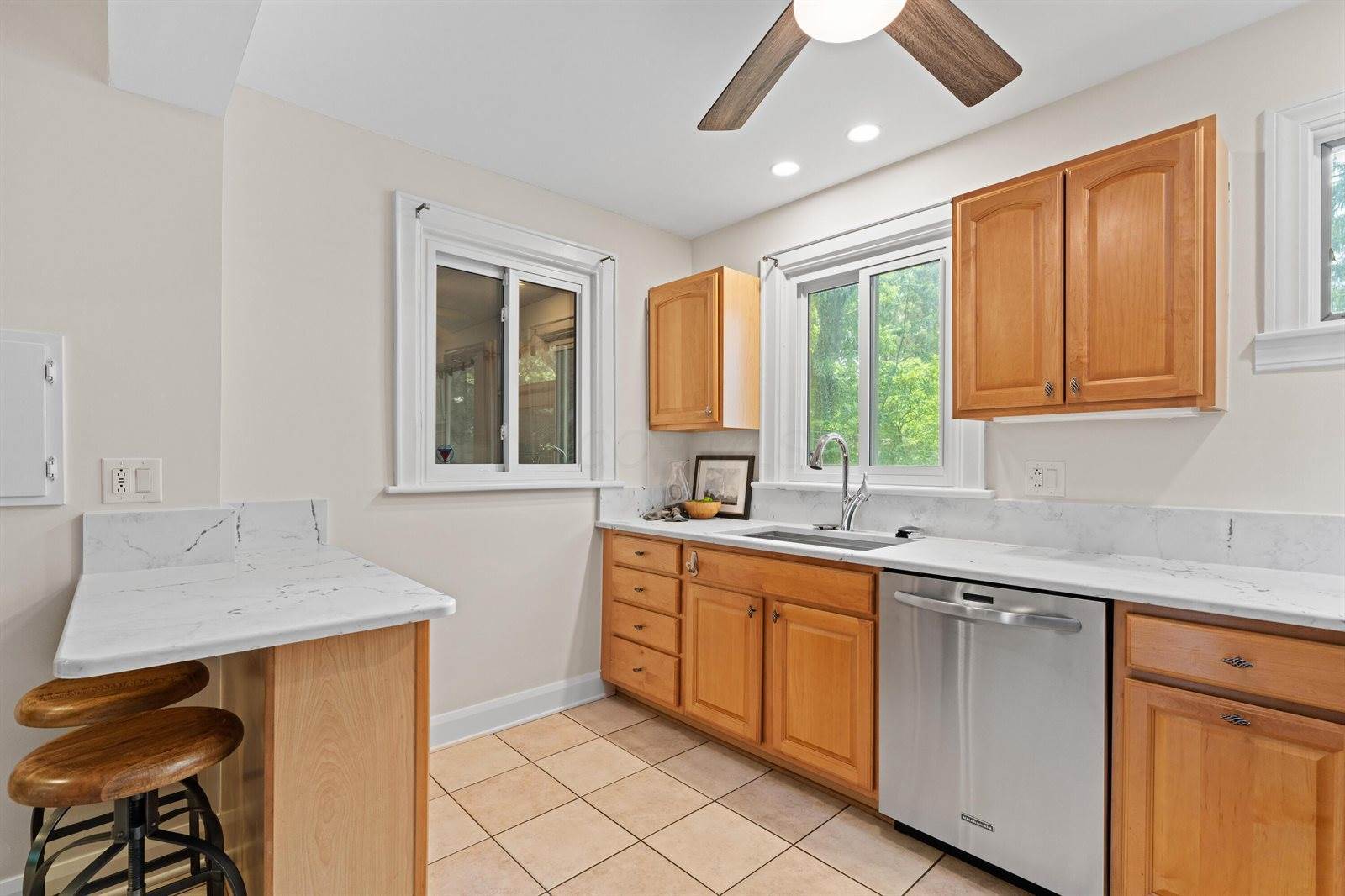 99 East North Broadway Street, Columbus, OH 43214