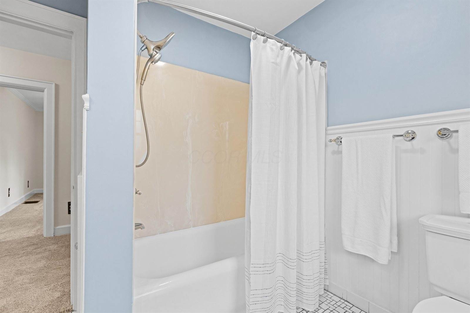 99 East North Broadway Street, Columbus, OH 43214