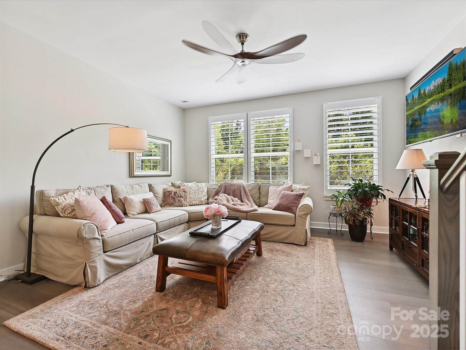 824 Broad River Lane, Charlotte, NC 28211