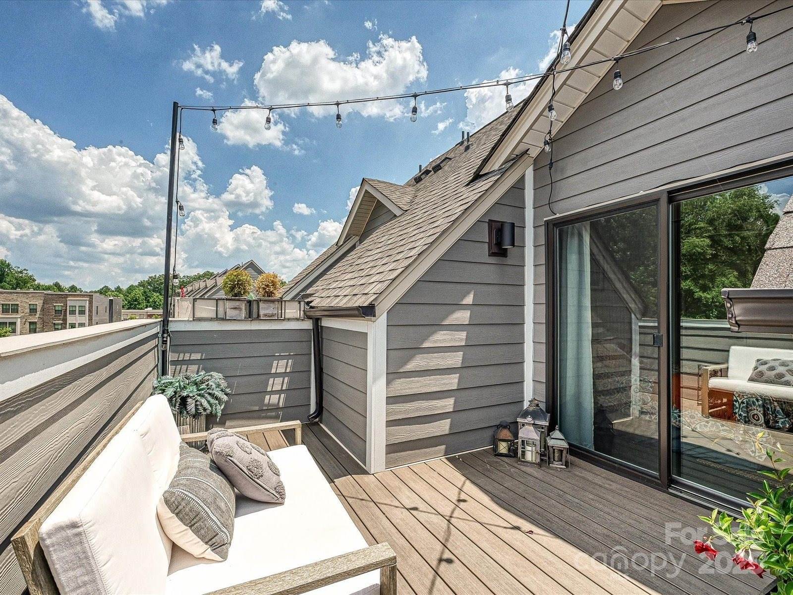 824 Broad River Lane, Charlotte, NC 28211