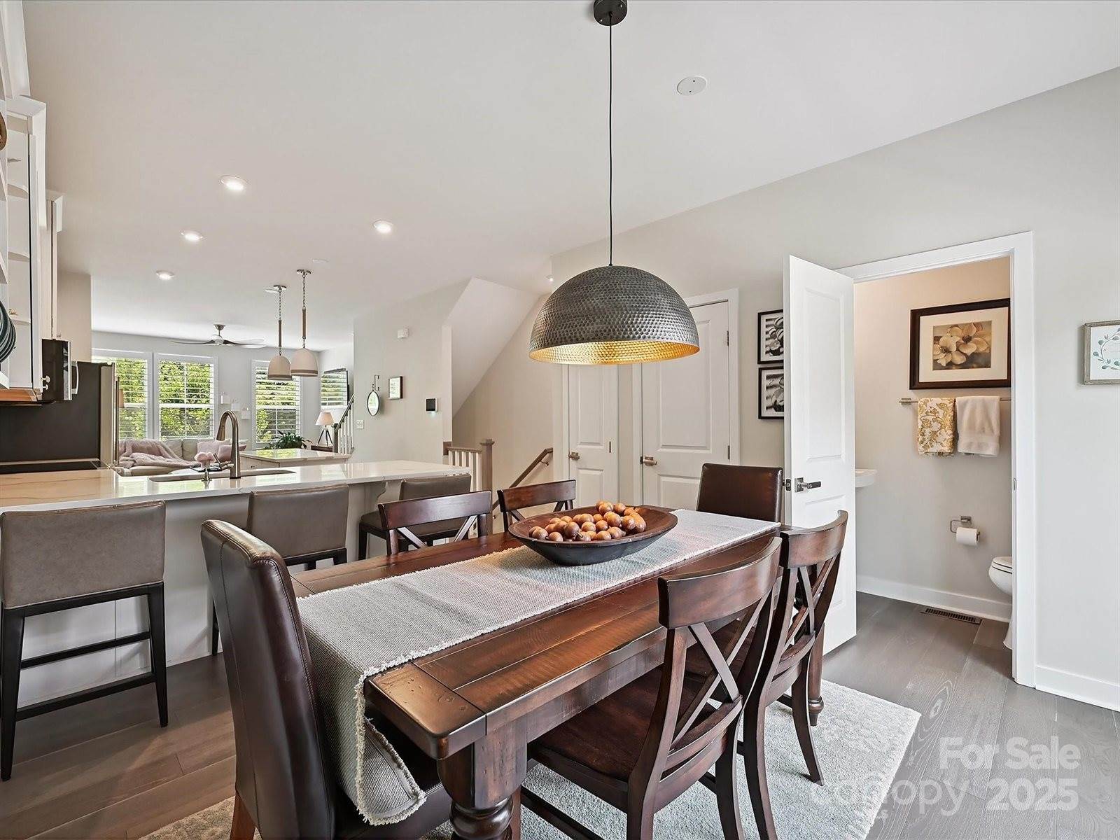 824 Broad River Lane, Charlotte, NC 28211