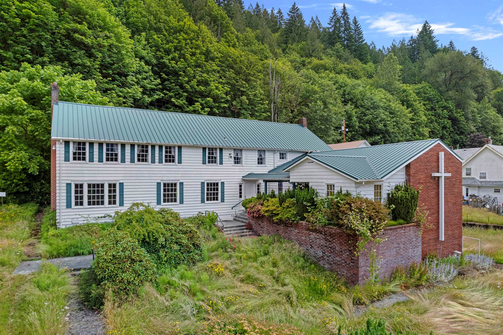 46372 East Main Street, Concrete, WA 98237