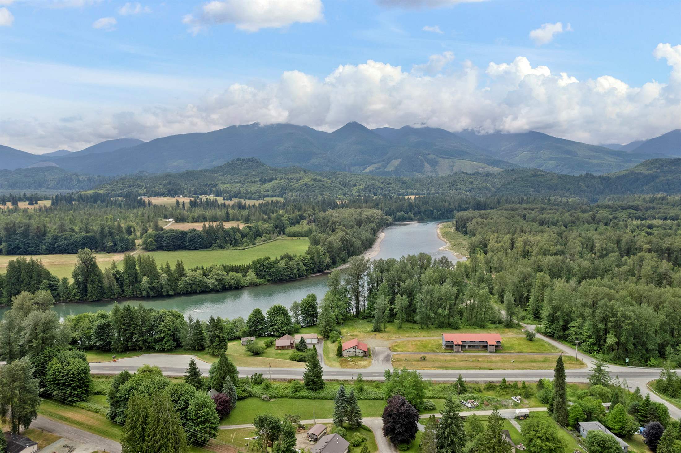 46372 East Main Street, Concrete, WA 98237