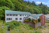 46372 East Main Street, Concrete, WA 98237