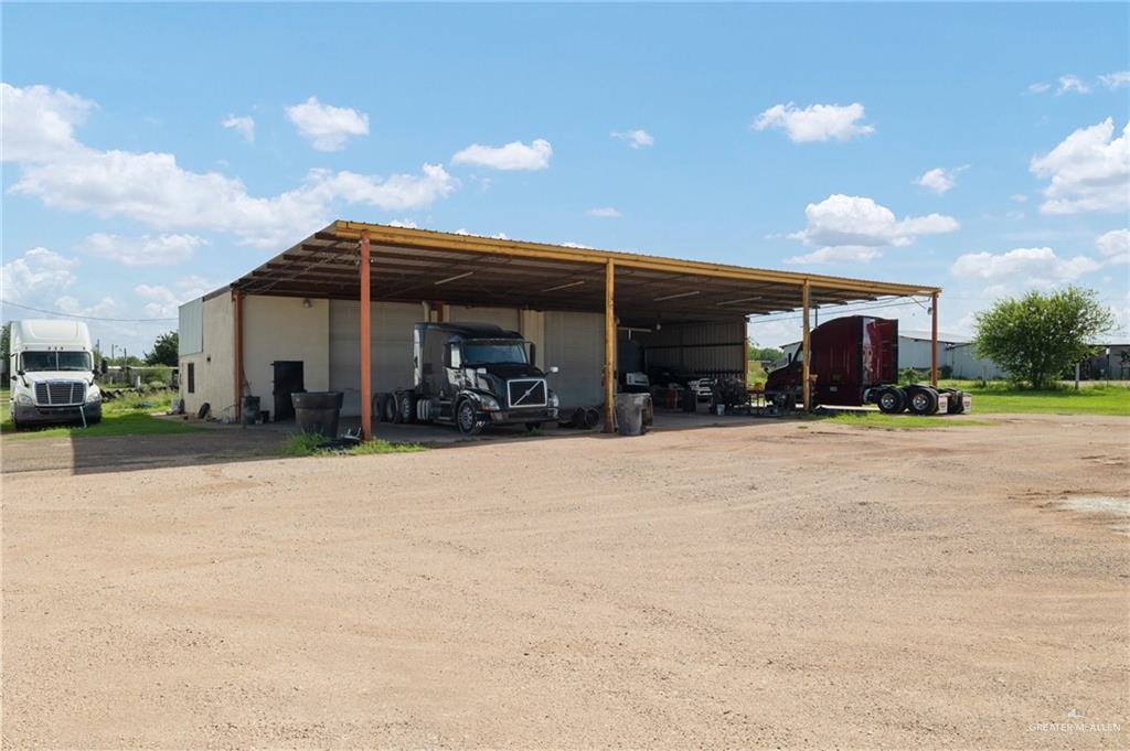 2525 W MIle 5 North Moorefield Road West, Alton, TX 78574