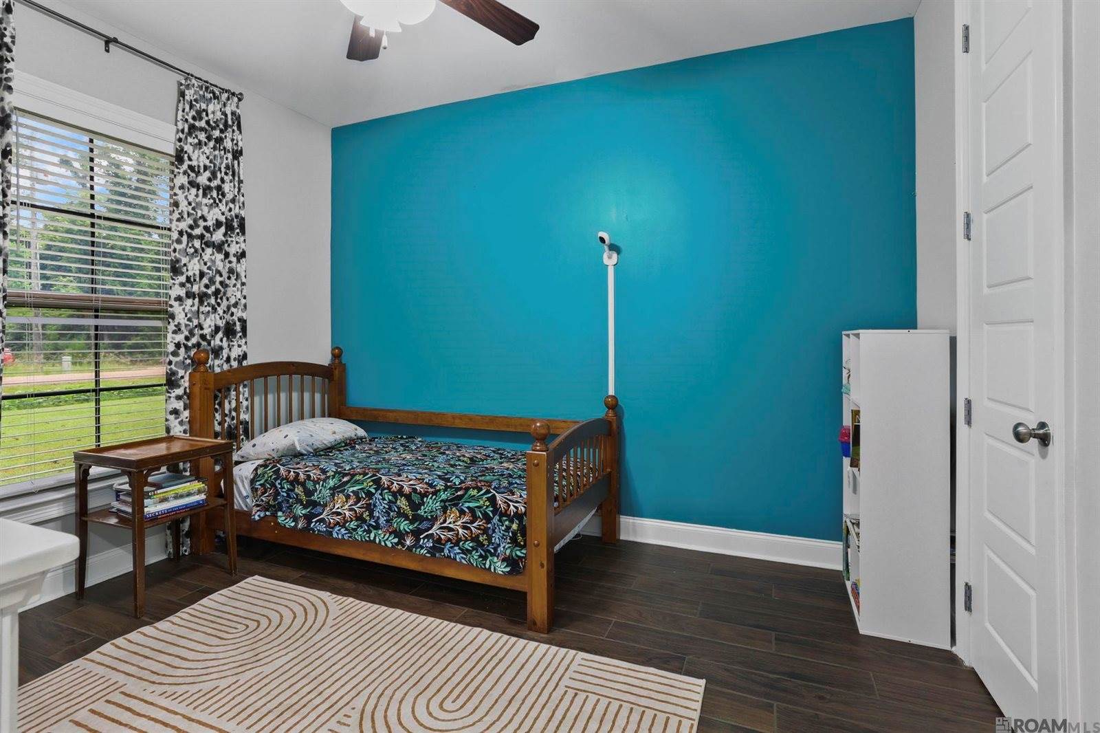 14188 Della Marchand Rd, Gonzales, LA 70737