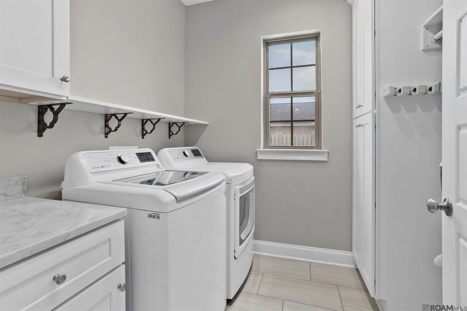 14188 Della Marchand Rd, Gonzales, LA 70737