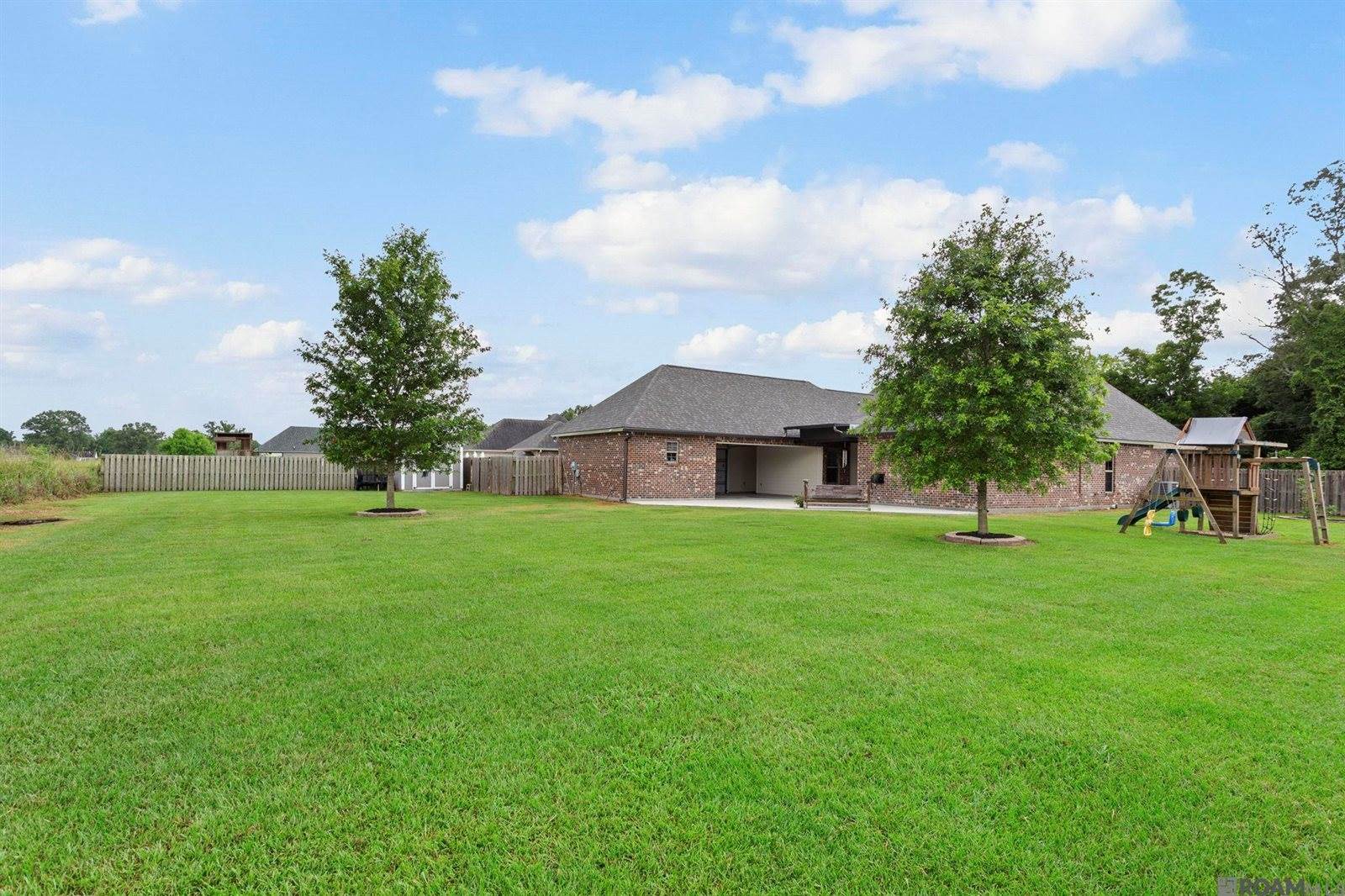 14188 Della Marchand Rd, Gonzales, LA 70737
