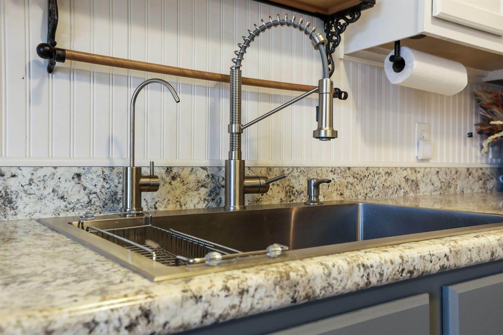 579 Virginia Street, Ashville, OH 43103