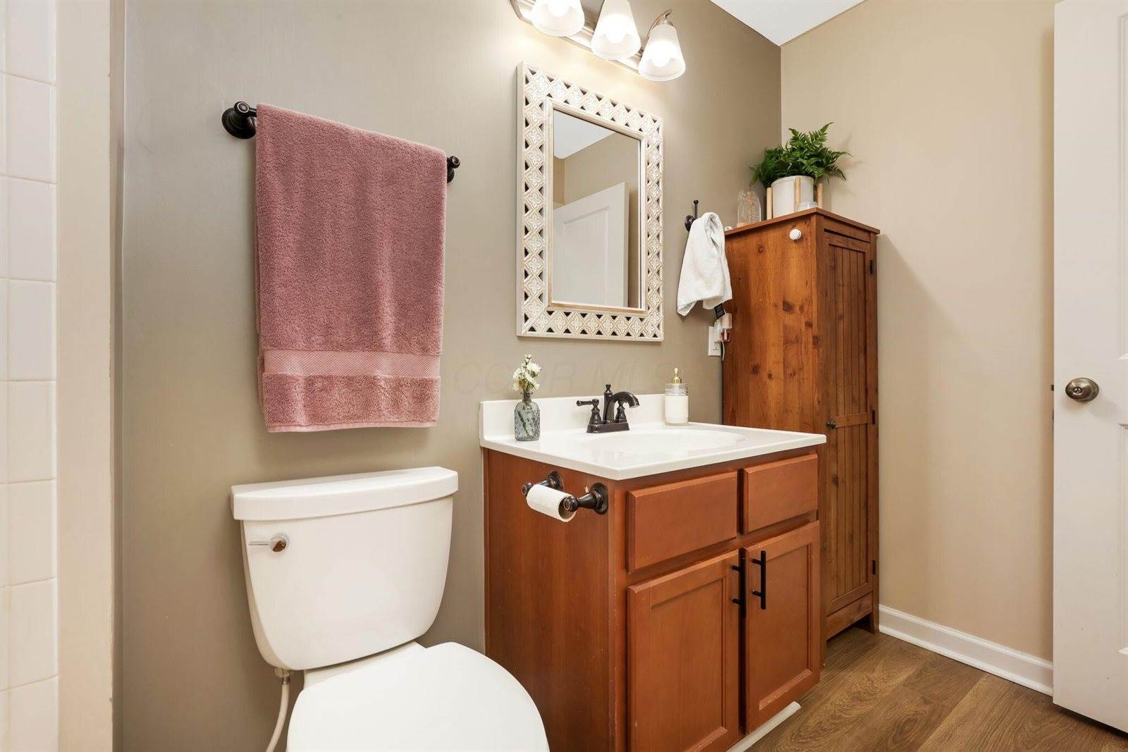 579 Virginia Street, Ashville, OH 43103