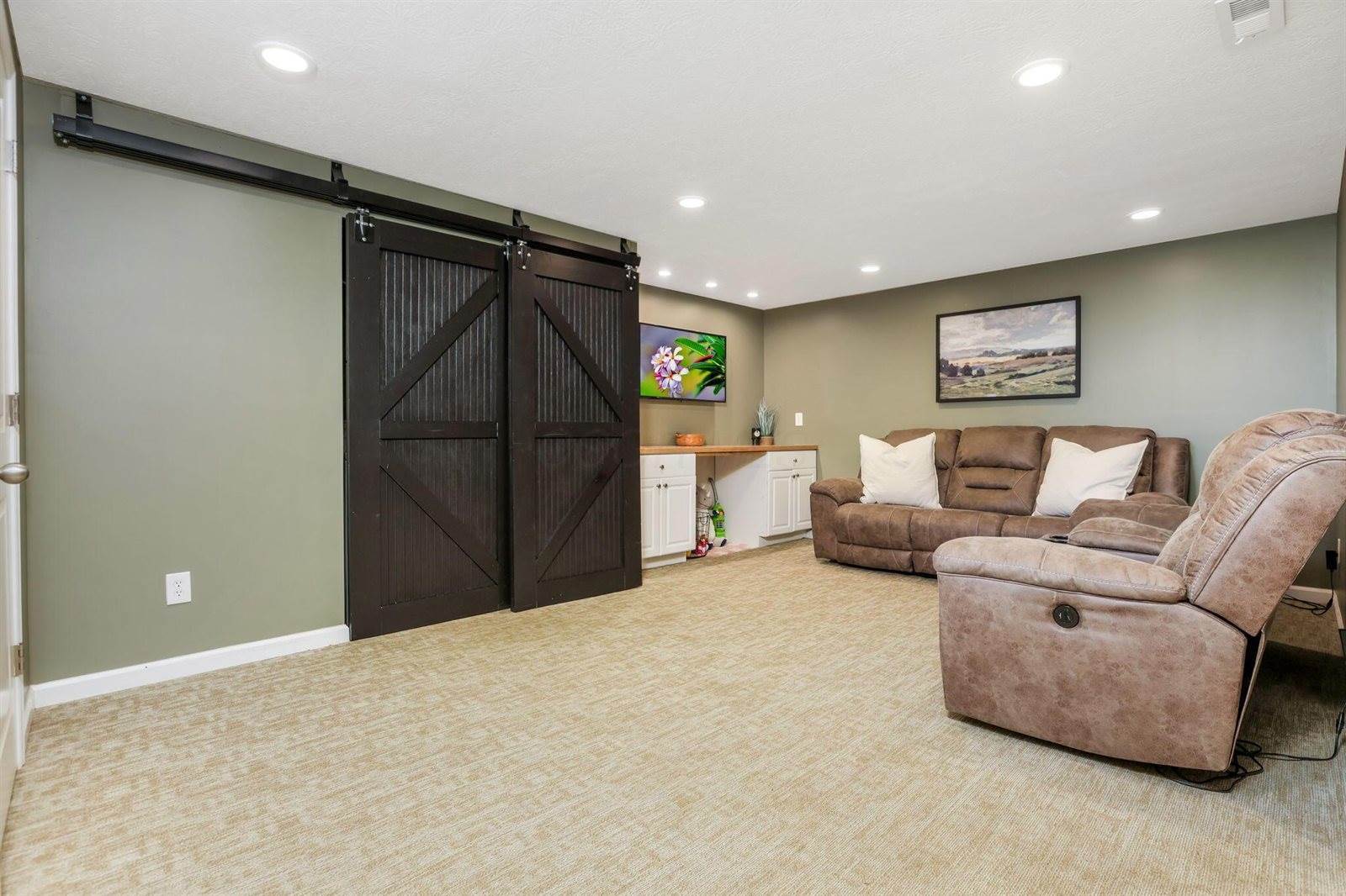 579 Virginia Street, Ashville, OH 43103