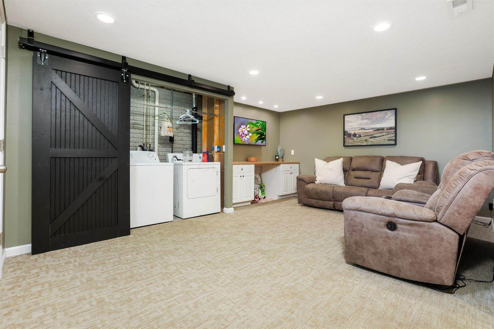 579 Virginia Street, Ashville, OH 43103