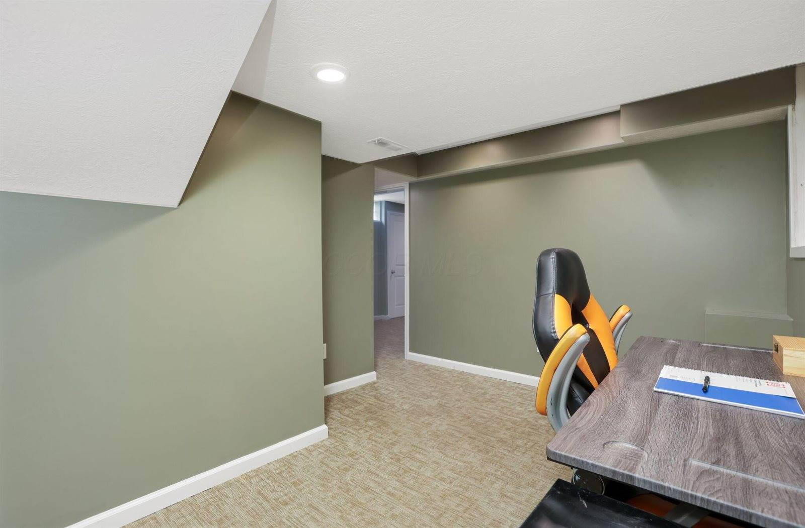 579 Virginia Street, Ashville, OH 43103