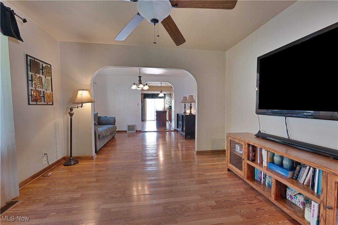 556 Poland Avenue, Struthers, OH 44471