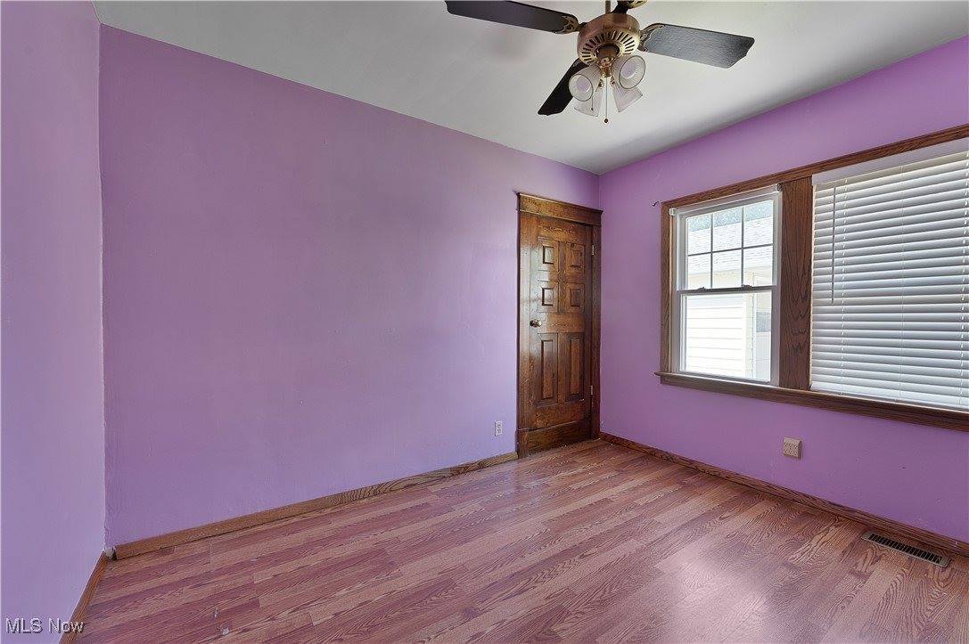 556 Poland Avenue, Struthers, OH 44471