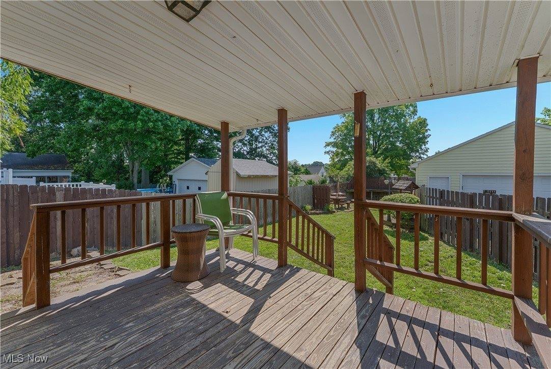 556 Poland Avenue, Struthers, OH 44471