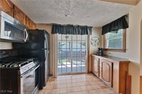 556 Poland Avenue, Struthers, OH 44471