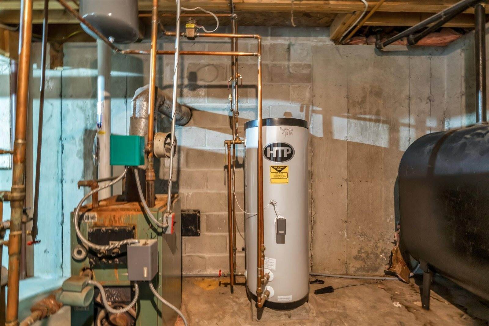 379 Fuller Road, Carmel, ME 04419