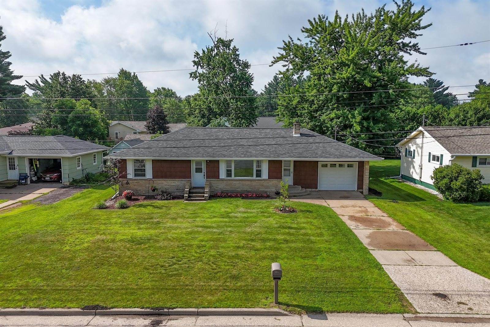 450 Goodnow Avenue, Wisconsin Rapids, WI 54494